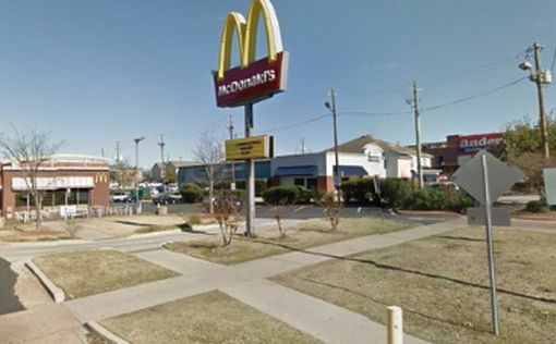 Неизвестный устроил стрельбу в McDonald’s в США и исчез