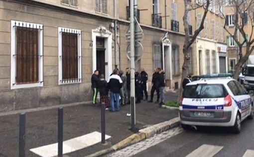 Мужчина открыл стрельбу на улице в Марселе