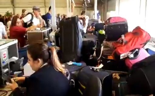 Хаос в Бен-Гурион: пассажиры летят без чемоданов