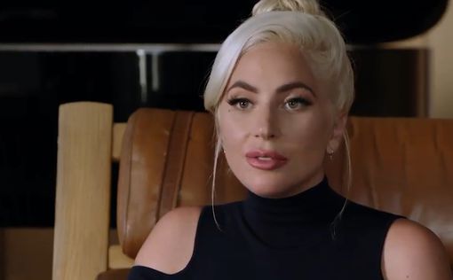Леди Гага подтвердила слухи о помолвке со своим агентом