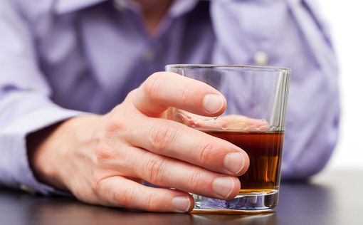 Медики рассказали, как распознать алкоголика
