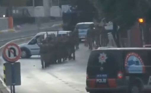Турция: по делу о перевороте арестовано 40 солдат