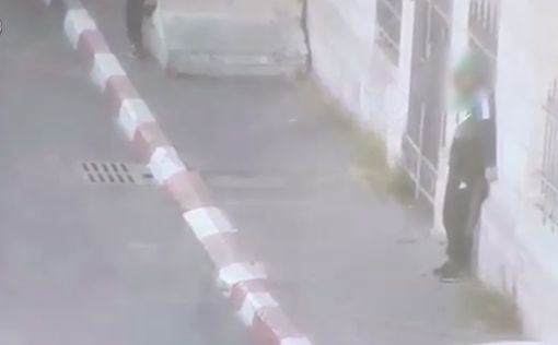 Арабские подростки бросали камни в силы безопасности