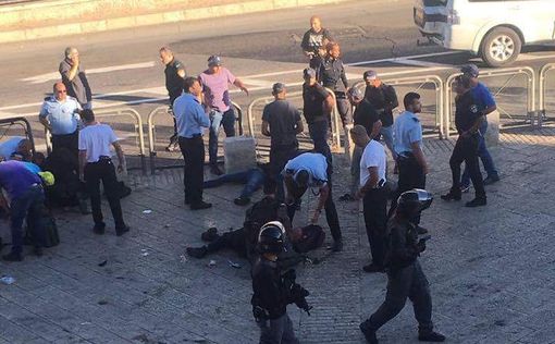 Теракт в Иерусалиме, тяжело ранены два полицейских