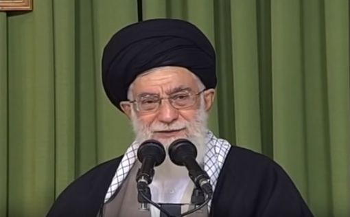 Хаменеи: переговоры с США "бесполезны"