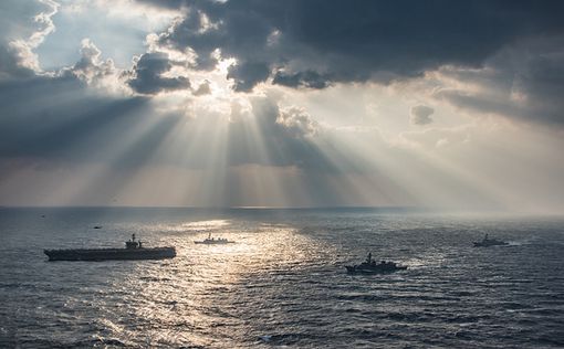Япония отправит ВМС на Ближний Восток: названа причина