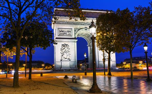 Теракты обошлись туризму Парижа в 1,3 млрд. евро