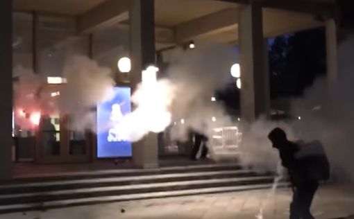 Взрыв бешенства в университете Беркли: студенты жгут кампус