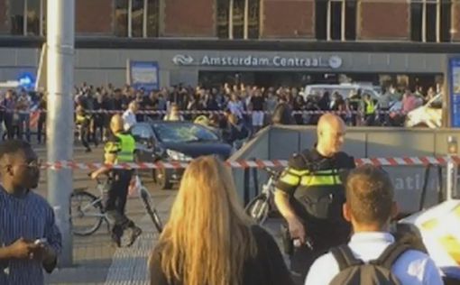 Амстердам: машина въехала в толпу, ранены три израильтянина