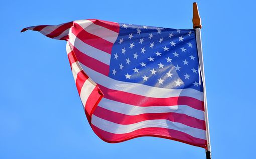 На американском флаге может появиться 51-я звезда
