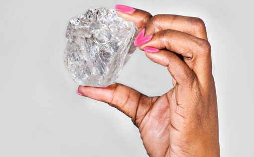 Ювелиры назвали цену самого крупного за 100 лет алмаза