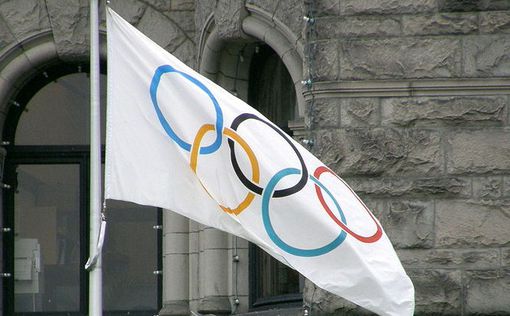В Рио-де-Жанейро подняли олимпийский факел