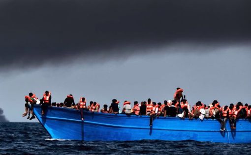 В Средиземном море спасли 6 тыс. мигрантов за один день