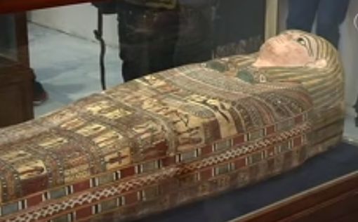 На коже египетских мумий найдены самые древние татуировки