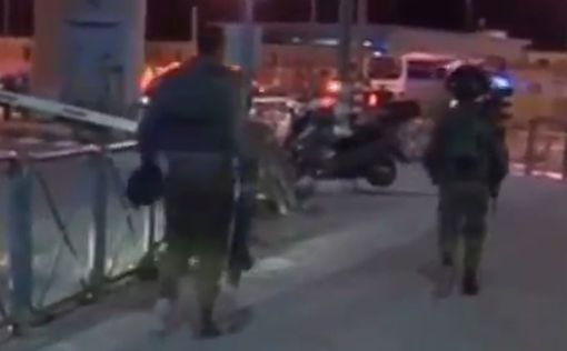 Теракт на КПП Каландия: тяжело ранен солдат. Террорист убит