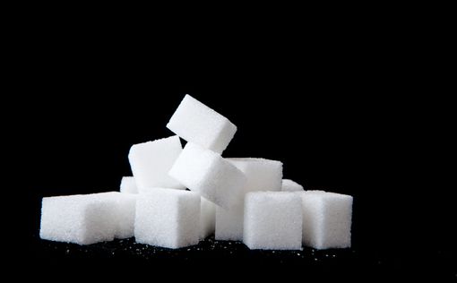 Ученые: сахар способствует развитию раковых опухолей