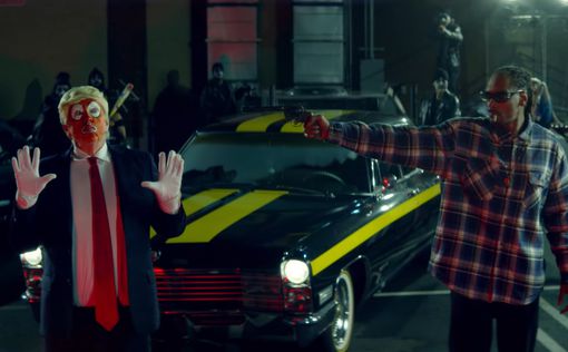 Snoop Dogg выпустил клип, в котором стреляет в клоуна-Трампа