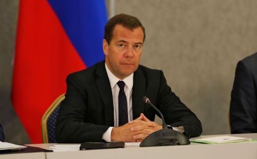 Медведев оценил качество российских дорог