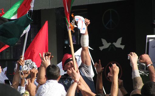 Семьи задержанных палестинцев протестуют в Рамалле