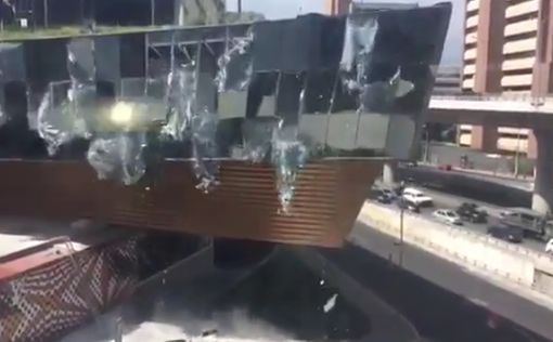Видео: В Мехико обвалился Торговый центр