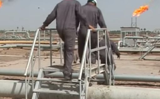 Две ракеты упали на территории нефтяной компании в Ираке
