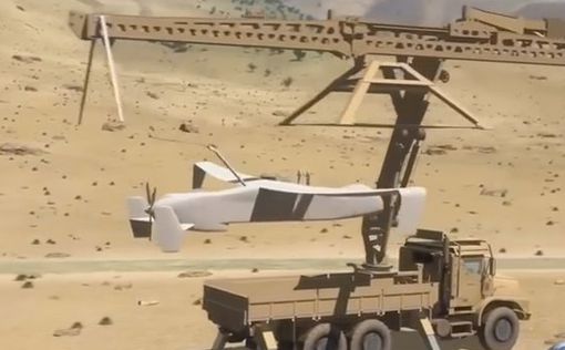 DARPA  разработала робота, который ловит дроны в воздухе