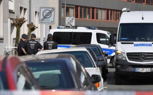В Германии иранец ранил 14 человек в автобусе
