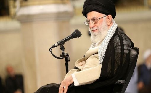 Аятолла Хаменеи отказал США в доверии