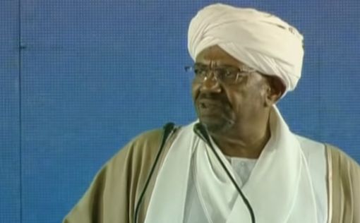 Бывший президент Судана приговорен к двум годам заключения