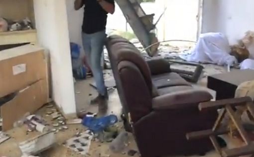 Видео: момент попадания и дом, в который попала ракета