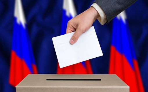 Выборы президента могут перенести на день возврата Крыма