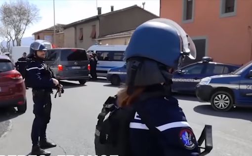 Франция: скончался полицейский, обменявший себя на заложника