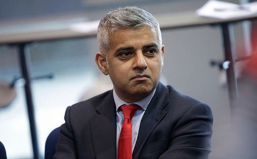 Мэр Лондона назвал теракт "преднамеренным и трусливым"
