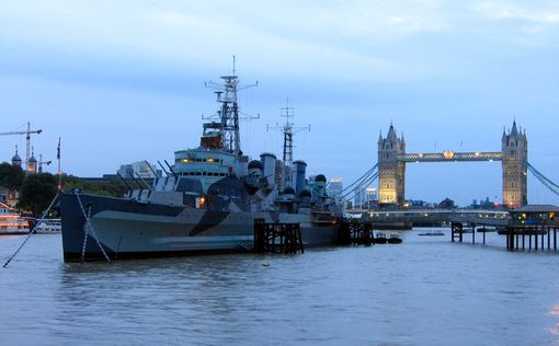 Великобритания направит эсминец в Черное море