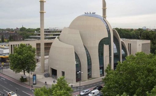 Эрдоган открыл мечеть в Германии