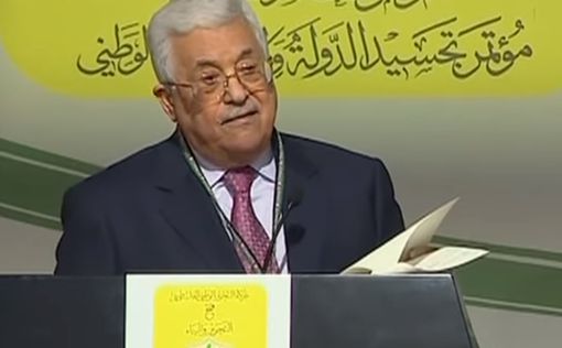 Аббас: флаг ПА не должен подниматься в Тель-Авиве