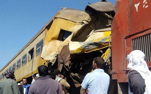 Столкновение поездов в Египте, есть погибшие