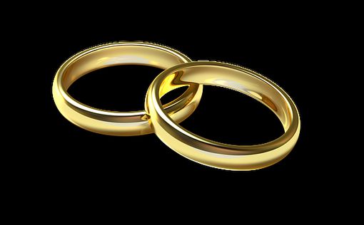 В Индонезии будут сажать за интимную связь вне брака