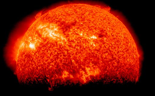 Астрономы открыли "адскую" планету - горячую, как Солнце