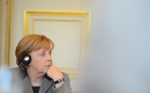 Меркель: "Не замалчивать разногласия с США - правильно"