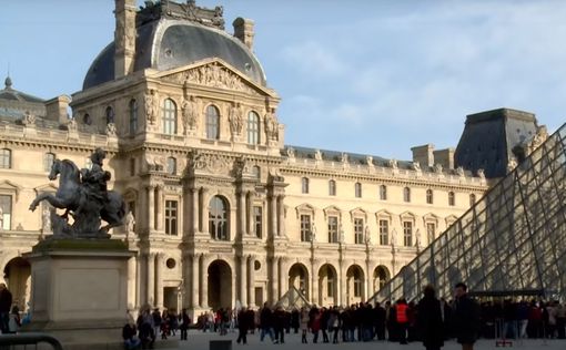 Франция закрыла Лувр из-за коронавируса