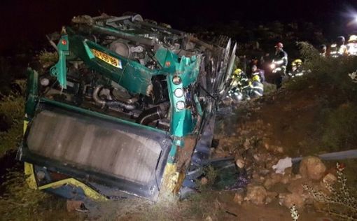 Израиль: автобус упал в пропасть, двое погибших