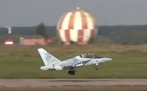 РФ передала Ирану учебно-боевые самолеты