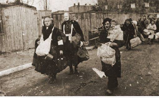 Порошенко выдал евреев за депортированных украинцев
