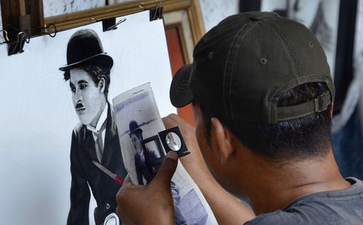 Внучка Чаплина снимет документальный фильм про дедушку