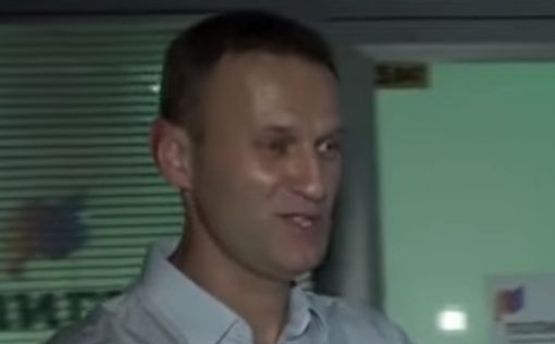 Навальный покинул Россию