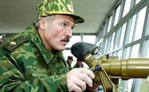 Беларусь намерена строить свои танки и самолеты