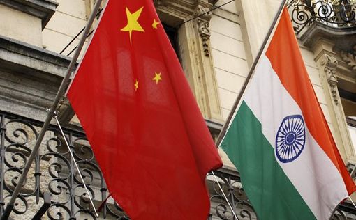 Индия и Китай высылают журналистов друг друга из-за обострения отношений