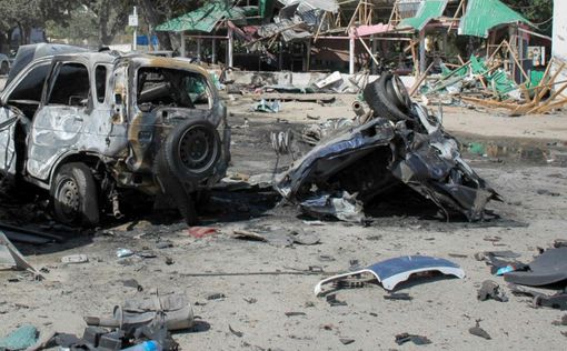 Теракт в центре Адена: 5 погибших