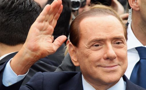 Берлускони получил три года тюрьмы за подкуп сенатора